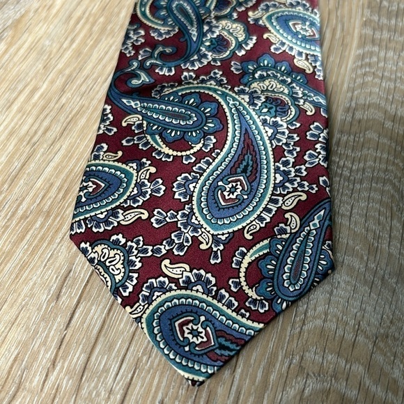 Beau Ties hand sewn 100% silk neck tie paisley made in Vermont - Picture 2 of 6